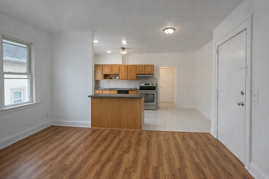 Living Room/Kitchen - 202 S Stiles St