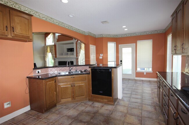 Primary Photo - 1410 Caine Hill Ct