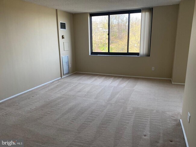 Building Photo - 5500 Holmes Run Pkwy