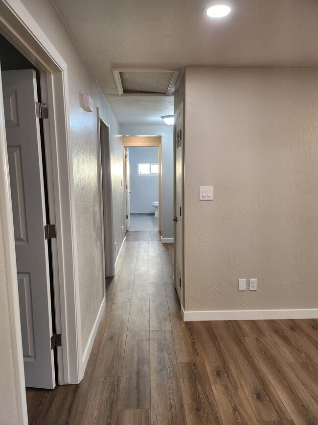 Building Photo - 17507 S Highland Ave
