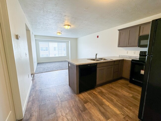 Building Photo - 531 S 850 E