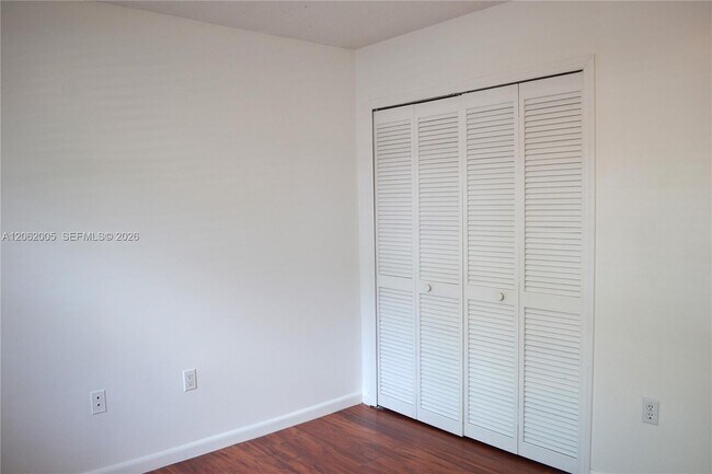 Building Photo - 8328 SW 163rd Ave
