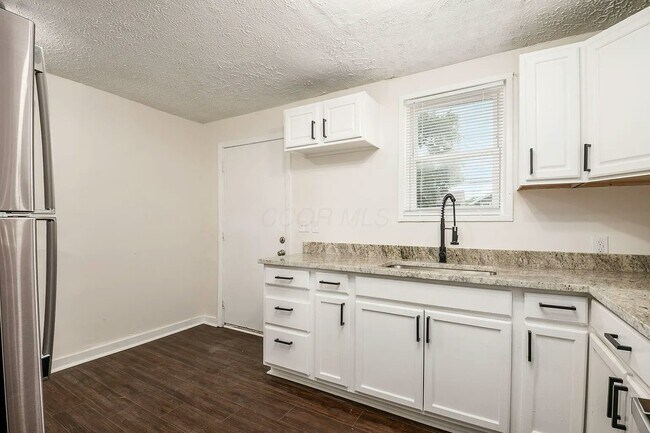 Building Photo - 1271-1273 N 6th St, Unit 1273