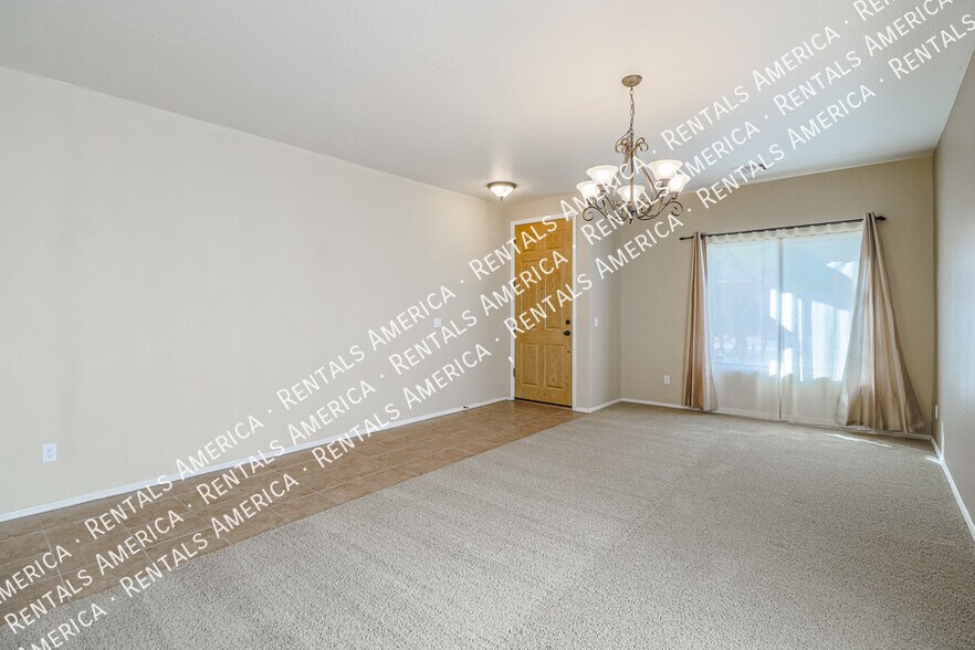 Building Photo - 28683 N Sedona Pl