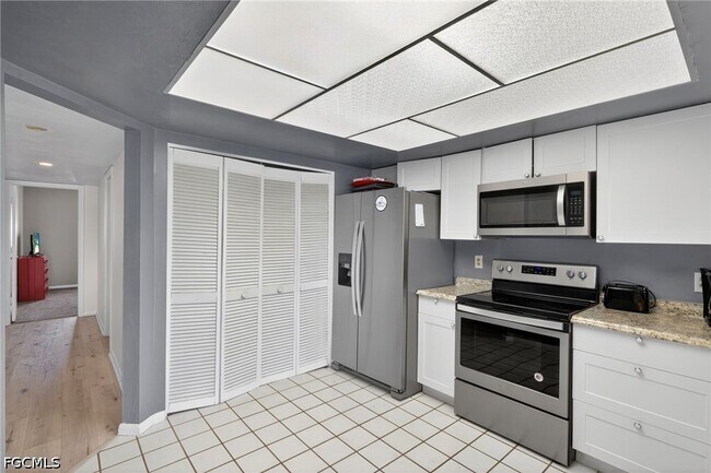 Building Photo - 4728 Orange Grove Blvd