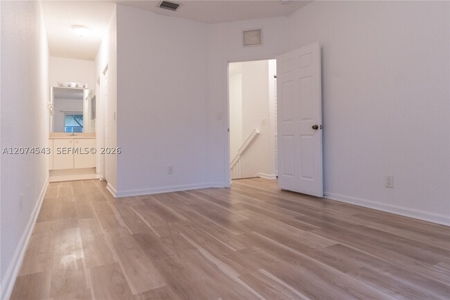 Building Photo - 1410 S Santa Catalina Cir