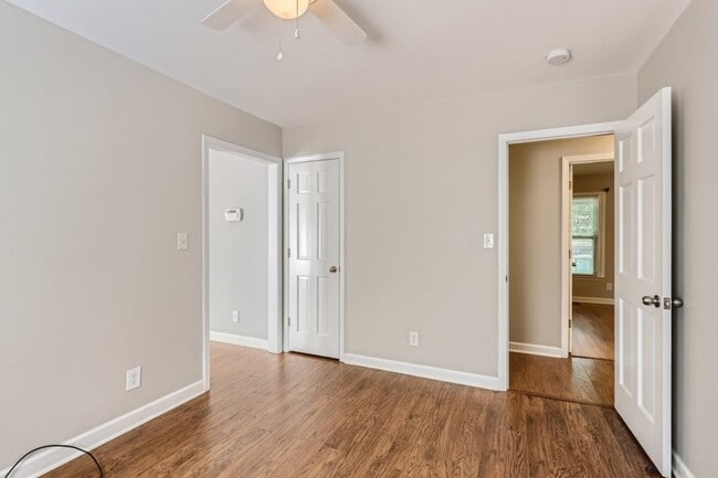 Building Photo - 5608 Weddington Matthews Rd, Matthews, NC,...