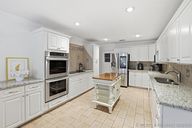 Building Photo - 13684 Exotica Ln