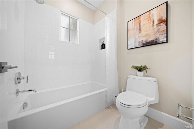 Building Photo - 118 Appian