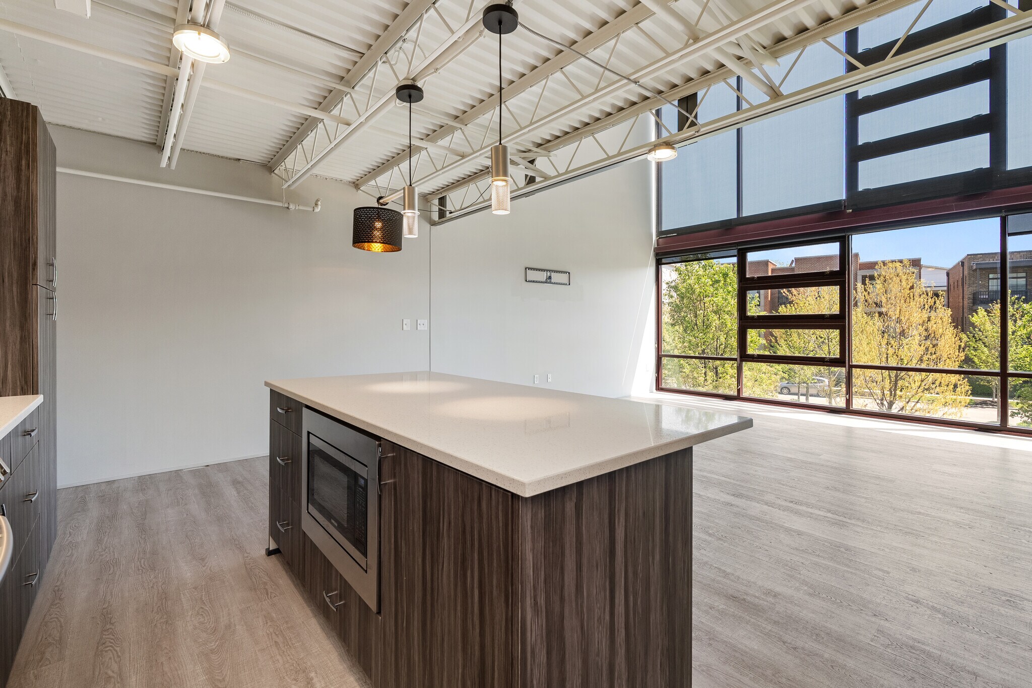 Building Photo - 367 Auden Ave