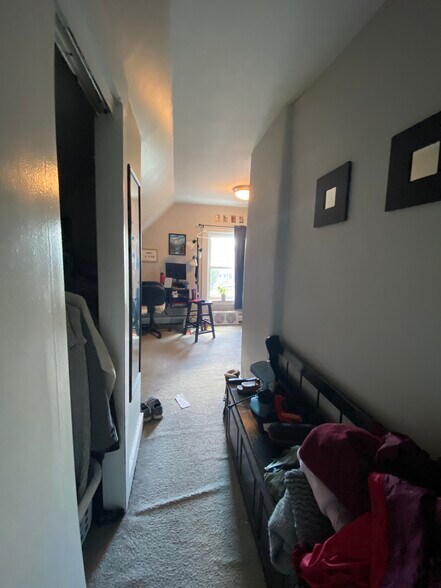 Building Photo - 56 Winship St