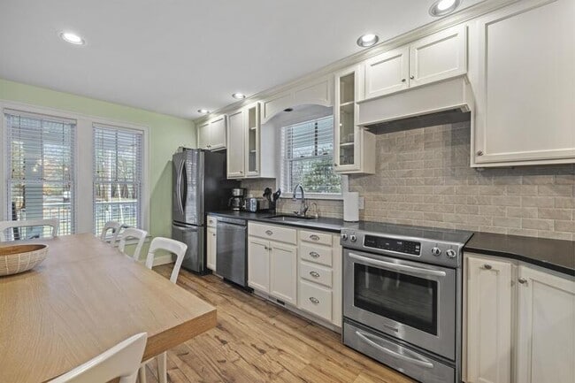Building Photo - 34 Furbish Rd