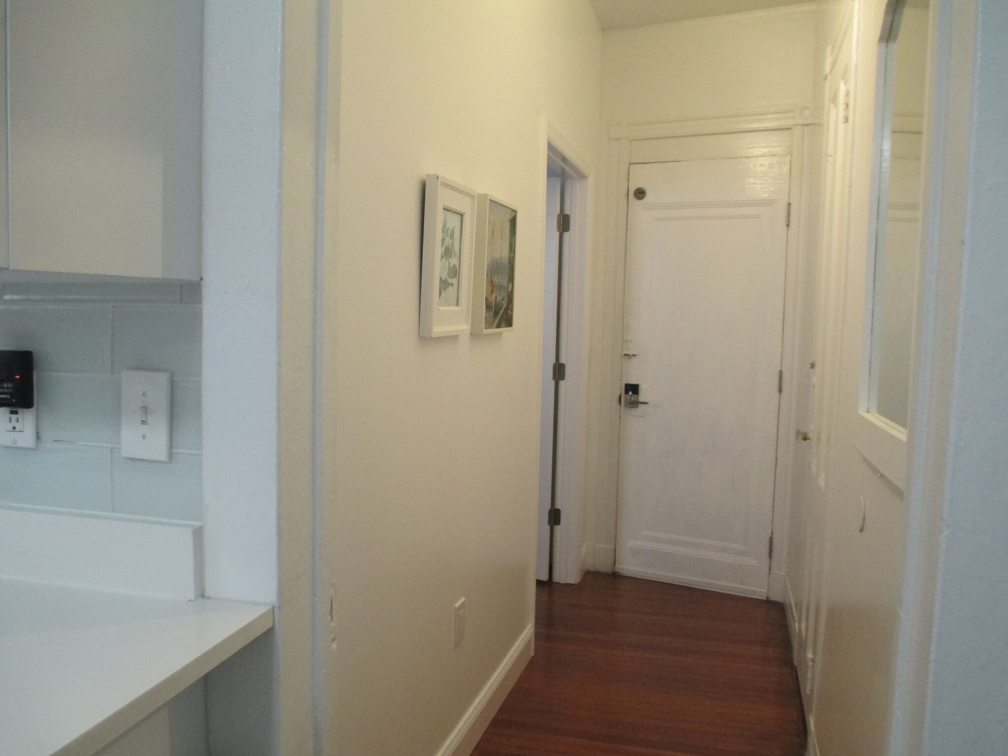 Building Photo - 855 Pavonia Ave