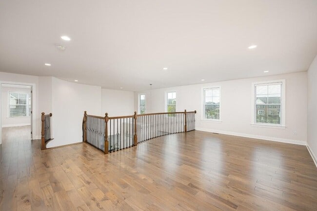 Building Photo - 3000 N Spurway Dr