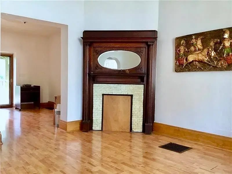 Building Photo - 3145 Brackenridge St