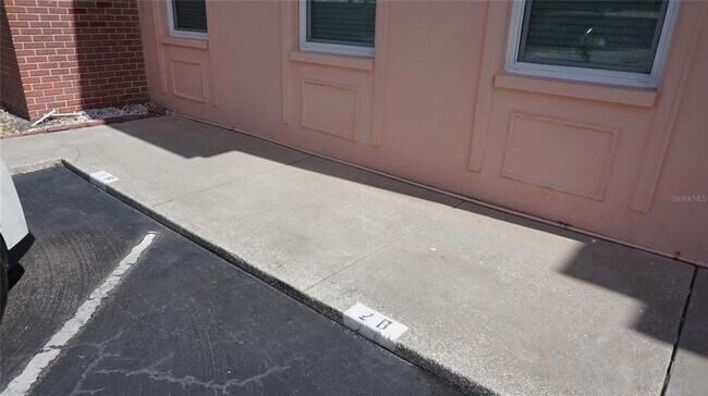 Building Photo - 7011 Place De La Paix