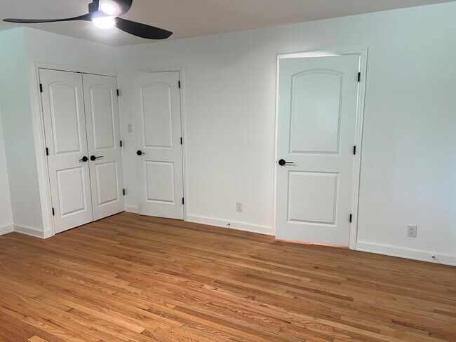 Building Photo - 2897 Wagener Rd