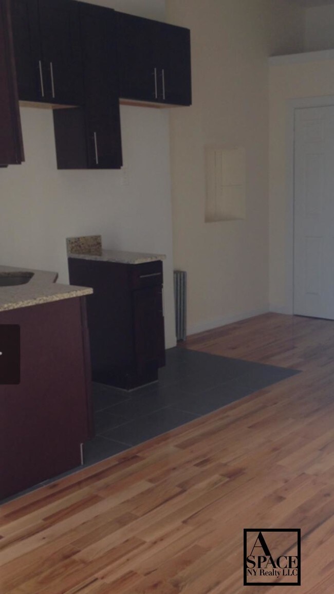 Building Photo - 26-20 Jackson Avenue