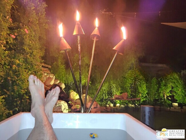 Building Photo - 15300 Palm Dr