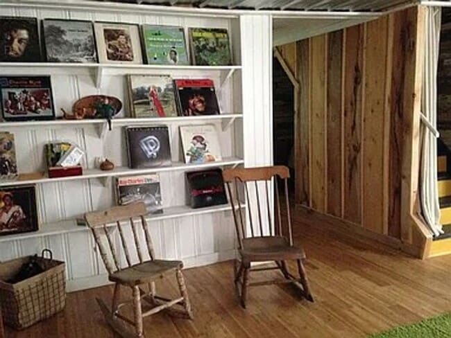 Primary Photo - Cozy 3-Bedroom Home with Private Yard in Livingston Manor for November 1st!