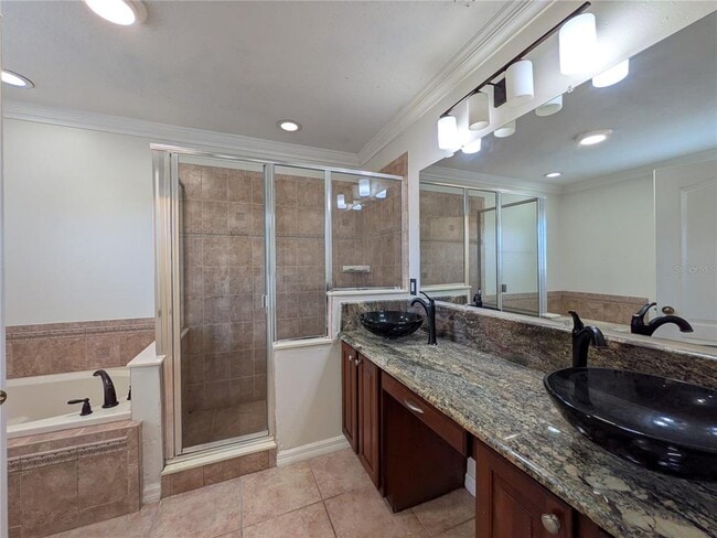 Building Photo - 9869 Heron Pointe Dr