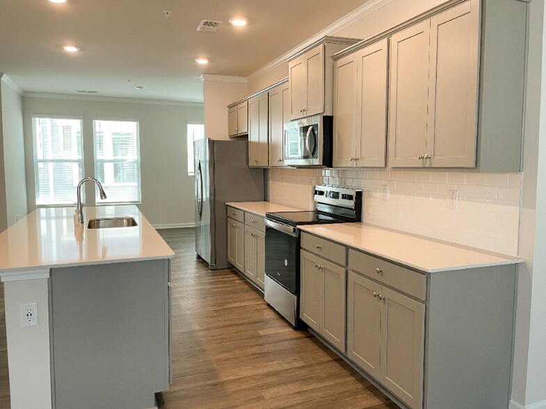 Building Photo - 126 Asland Ln