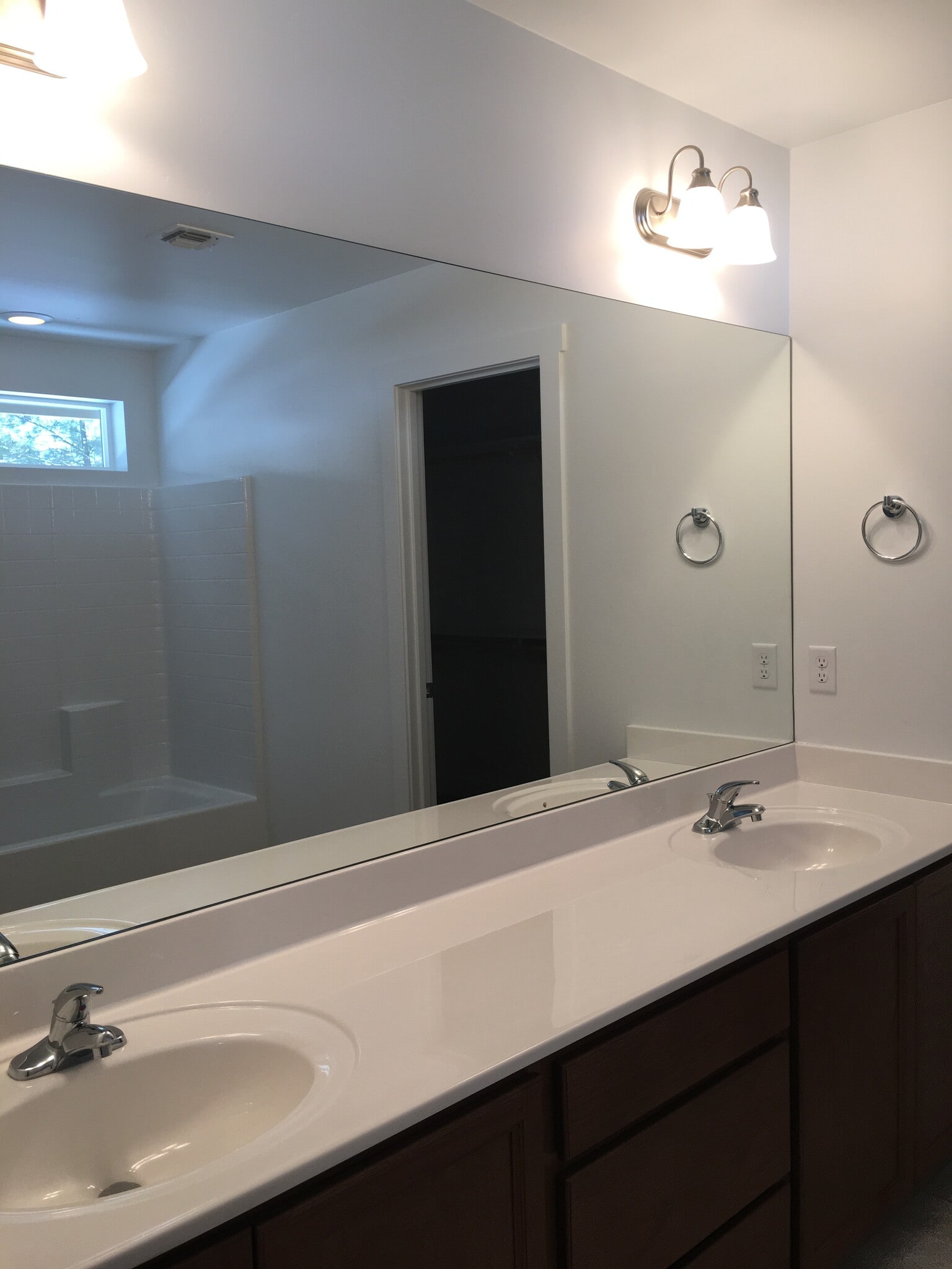 Master bathroom with separate toilet room - 2317 W Mission Timber Cir