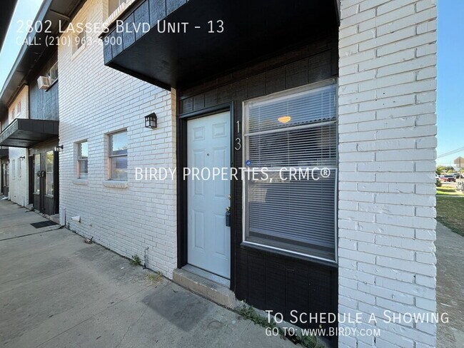 Building Photo - 2802 Lasses Blvd