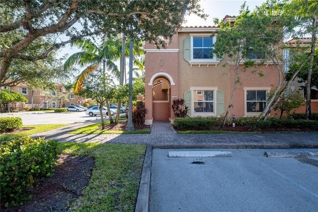 Building Photo - 1009 SW 144th Ave
