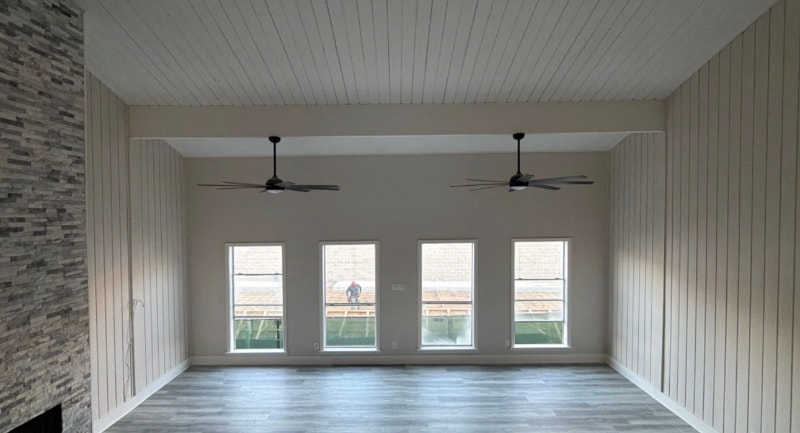 Building Photo - 19 Lakeway St