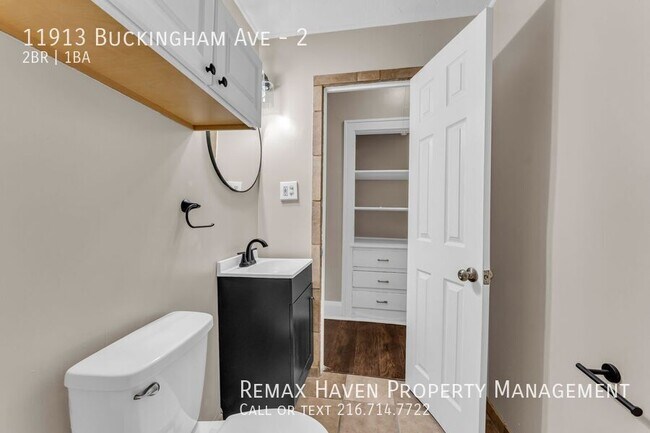 Building Photo - 11913 Buckingham Ave