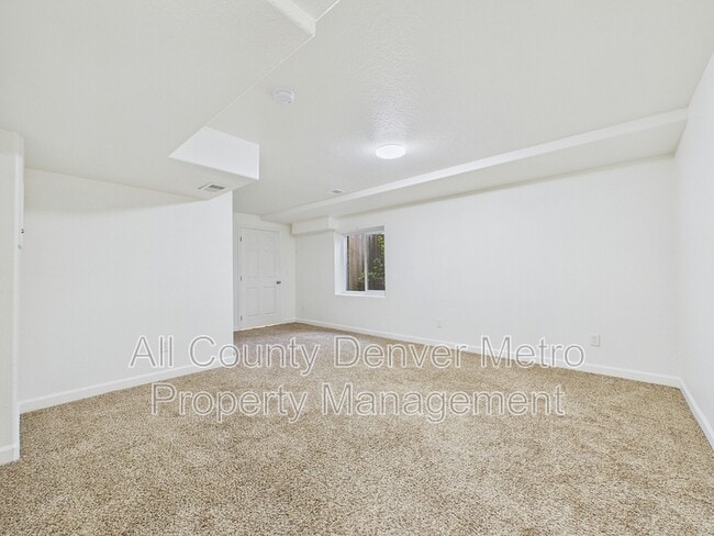 Building Photo - 11624 W 62nd Pl