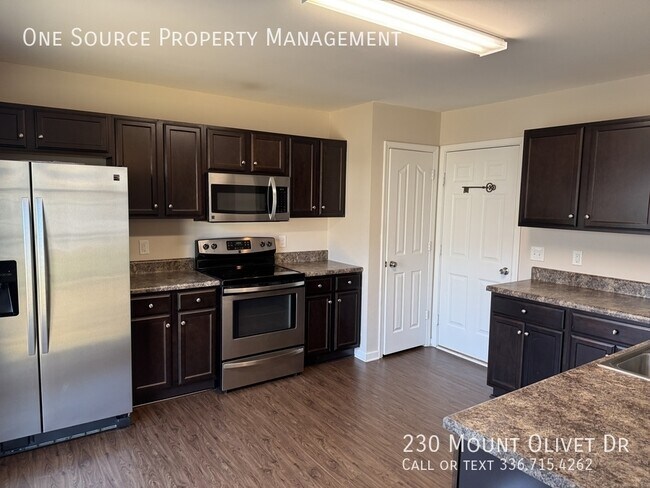 Building Photo - 230 Mount Olivet Dr