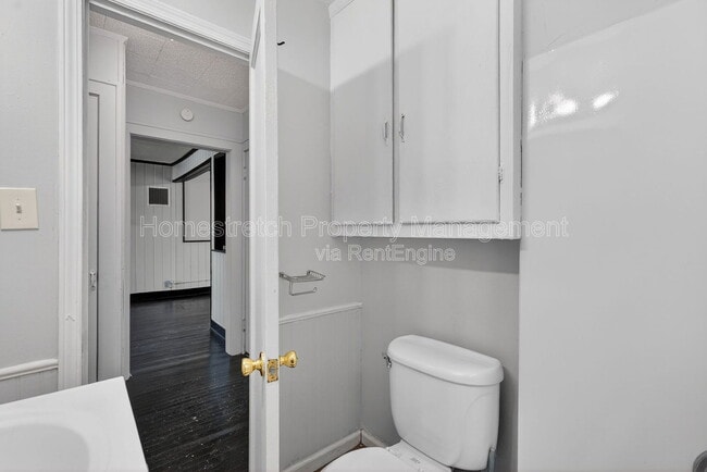 Building Photo - 7160 Beulah Ave