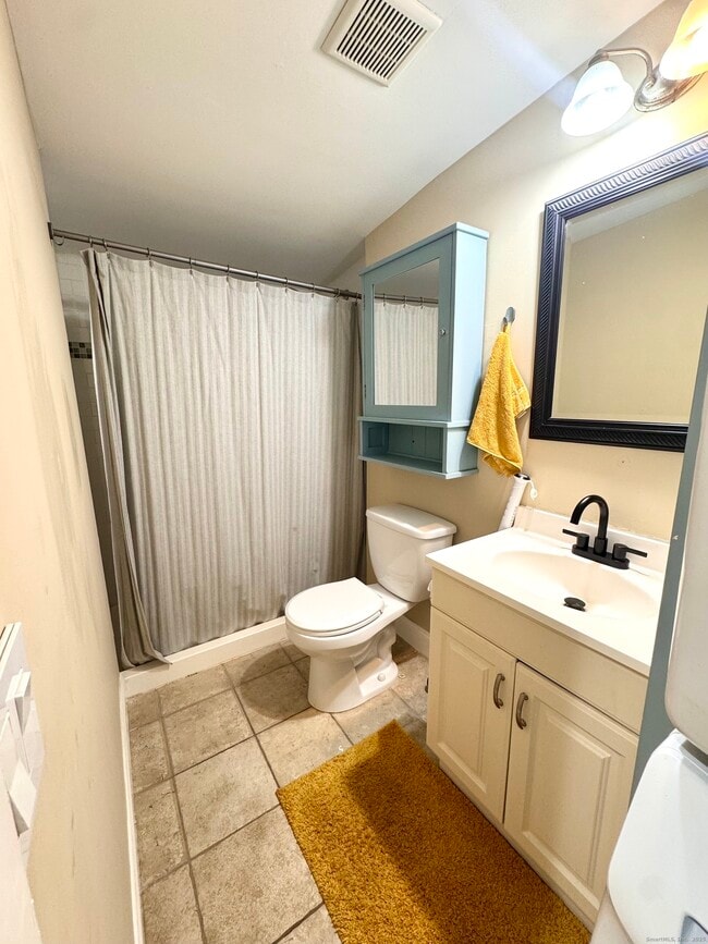 Building Photo - 1 Front St