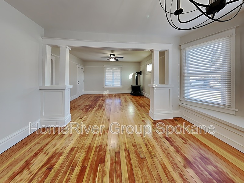 Building Photo - 2503 N Madelia St