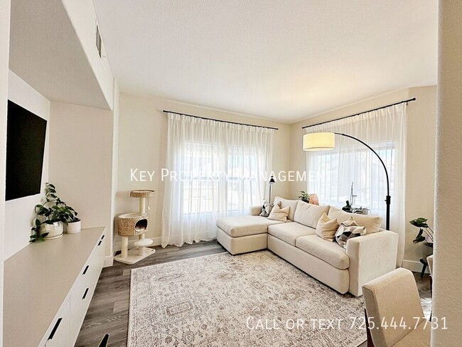 Building Photo - FULLY FURNISHED 1 BED 1 BATH CONDO GATED C...