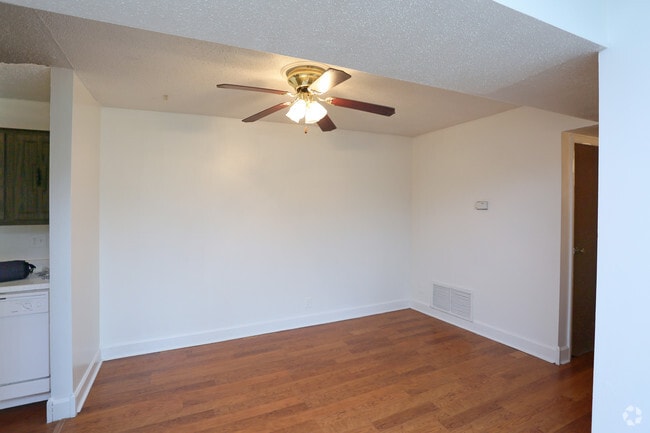 Interior Photo - Woodley Oaks Apartments