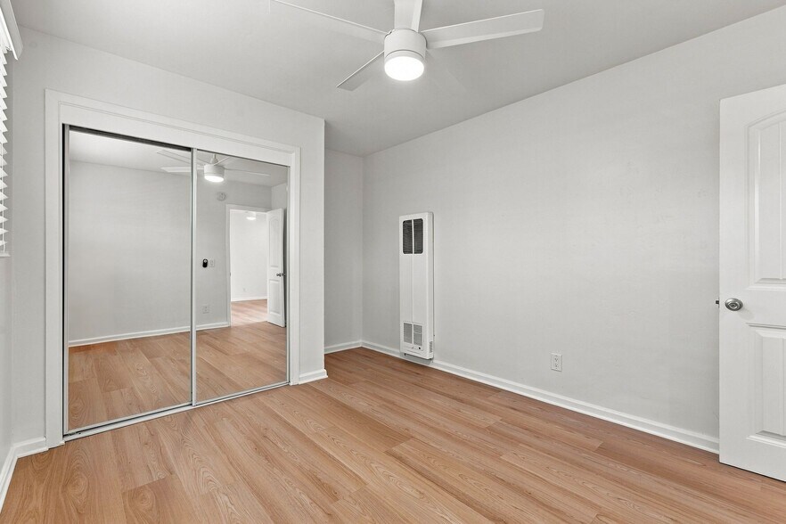 Building Photo - 136 Brightwood Ave