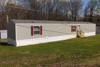 Building Photo - 108 Yarbro Rd