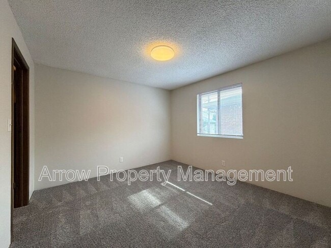 Building Photo - 1421 D St