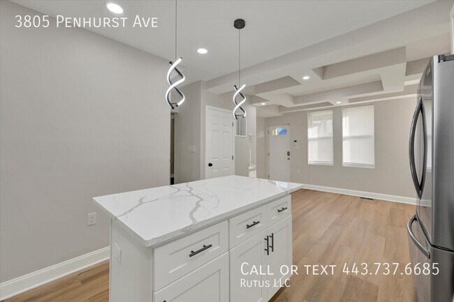 Building Photo - 3805 Penhurst Ave
