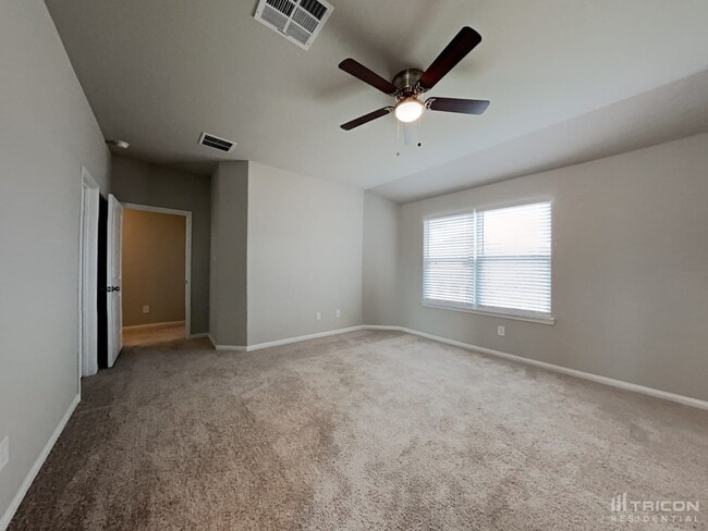 Building Photo - 3465 Wooded Ln