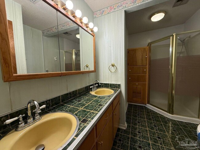 Building Photo - 4801 Berryhill Rd