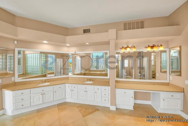 Building Photo - 20 Sierra Vista