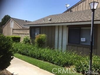 Building Photo - 1371 W Cerritos Ave