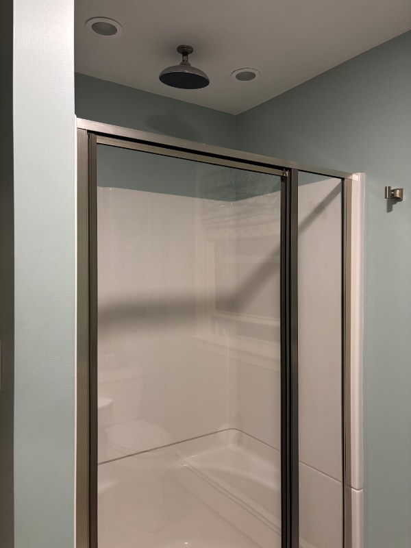 Building Photo - 10 Roosevelt Rd