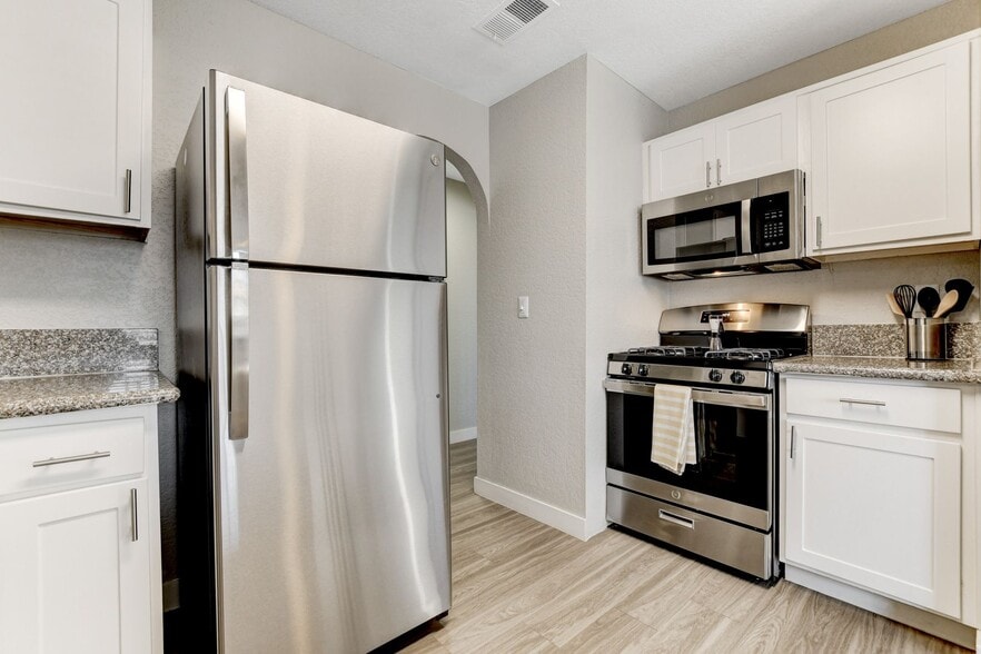 Interior Photo - Talesai Apartments