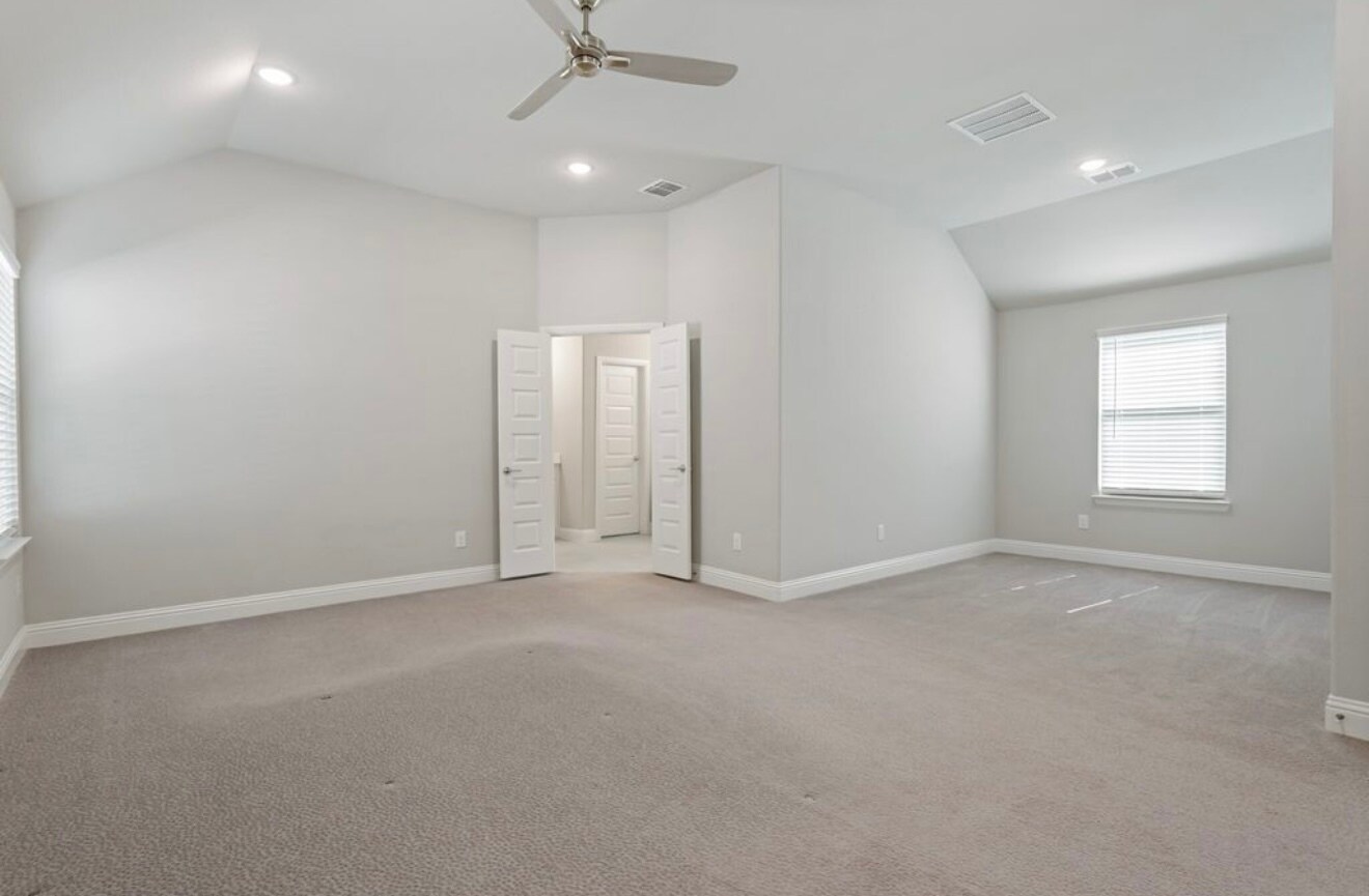 Building Photo - 4143 Runway Mews