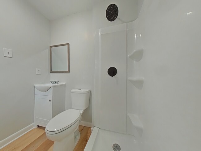 Building Photo - 6841 Radial Dr